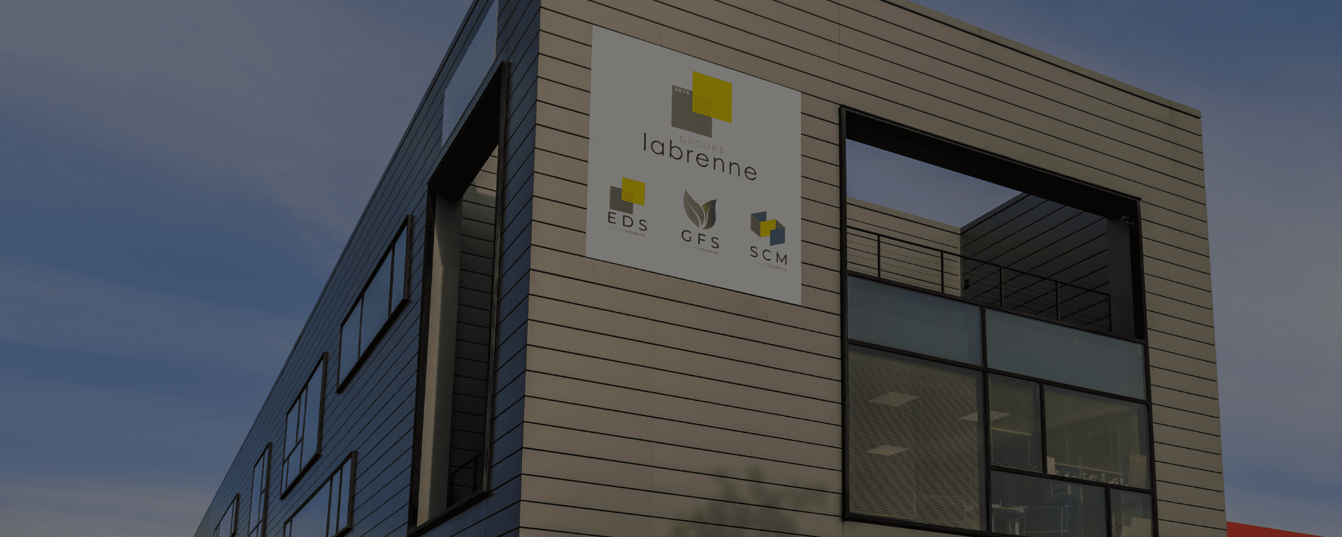 EDS Groupe Labrenne est une société de nettoyage à Paris (75). Elle fait partie des meilleures entreprises de propreté de France.